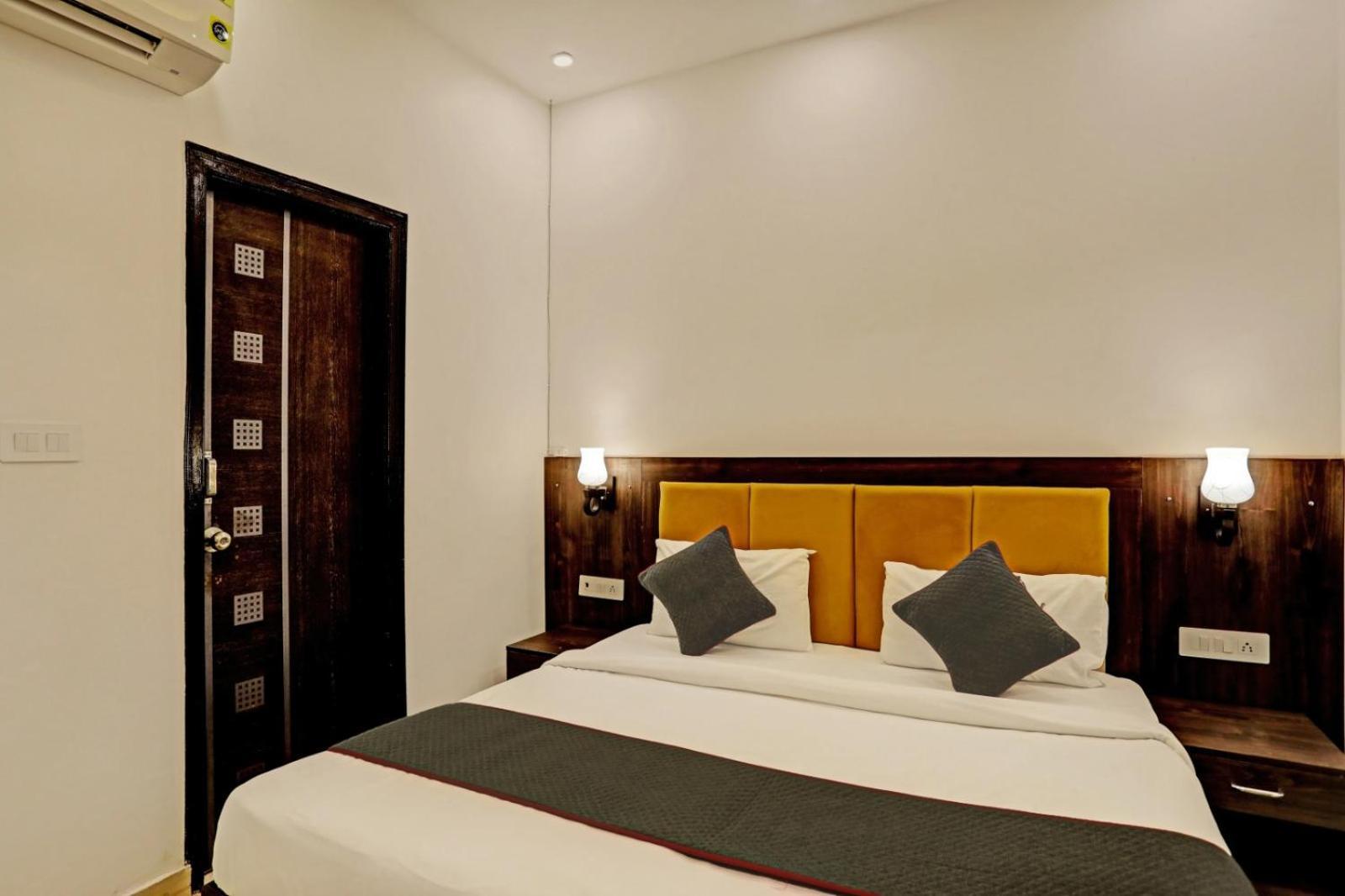 Hotel Golden Prime King New Delhi Eksteriør billede