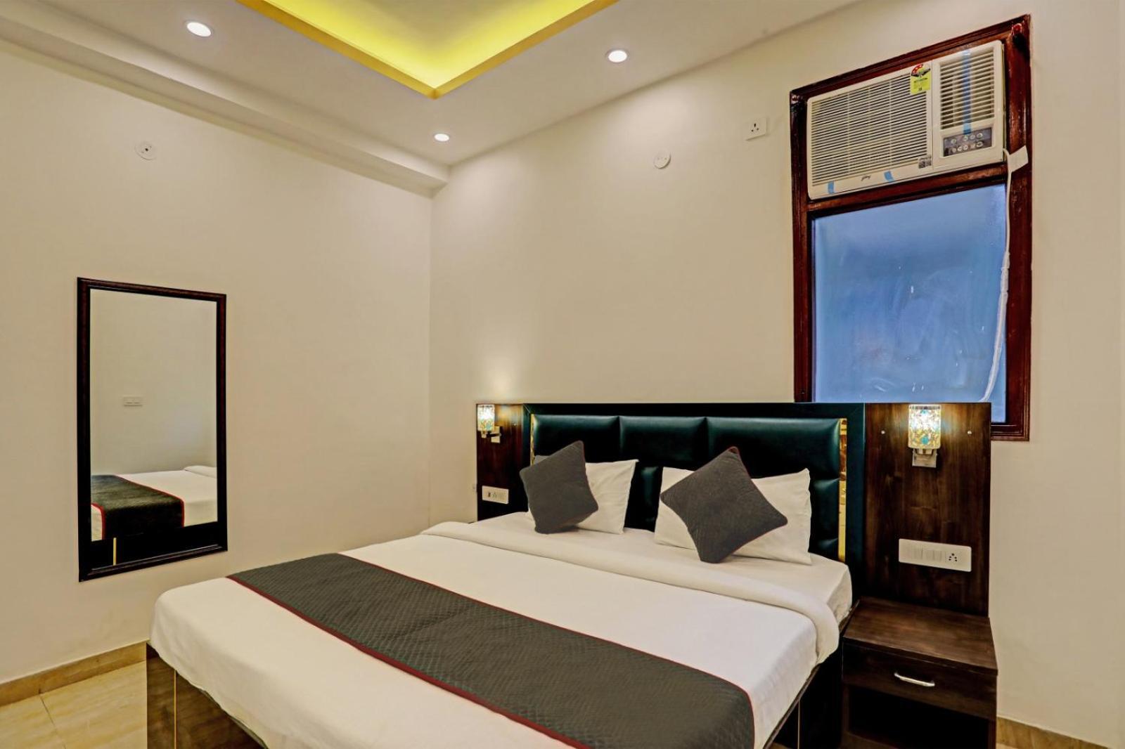 Hotel Golden Prime King New Delhi Eksteriør billede